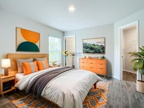 6357 Spinnaker Blvd in Englewood, FL - Building Photo - Building Photo