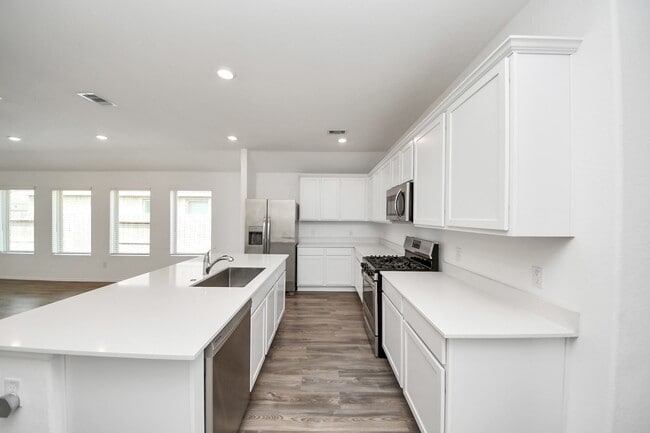 7319 Bridal Ranch Dr