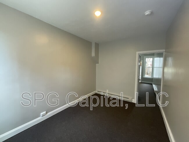 1809 Susquehanna St in Harrisburg, PA - Building Photo - Building Photo