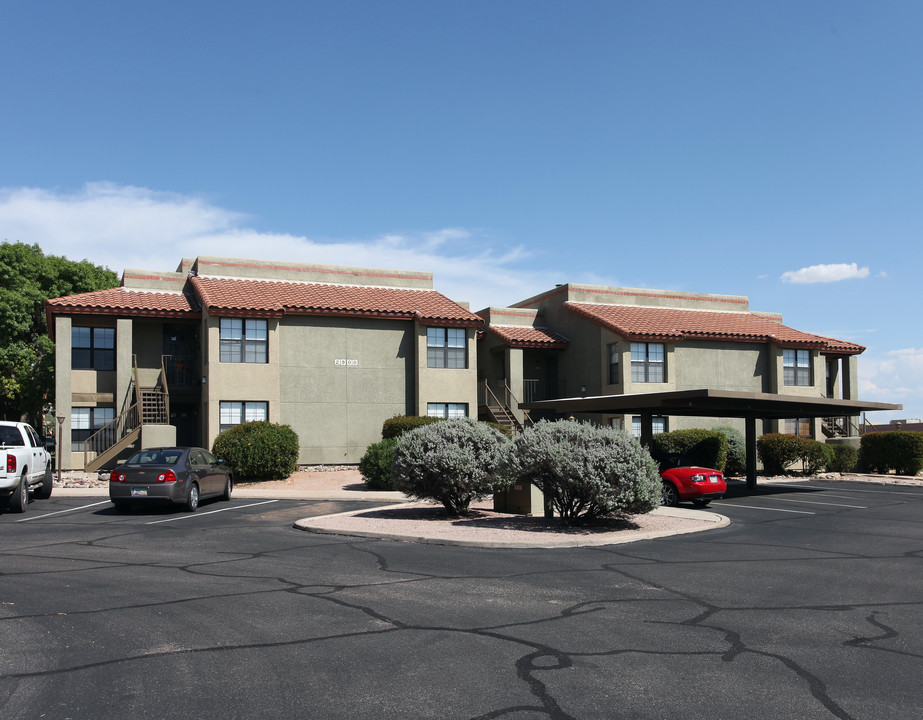 Skyline Villas in Tucson, AZ - Foto de edificio