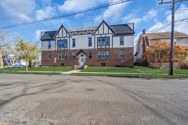 property at 922 4th Ave