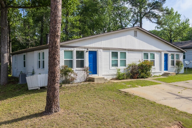 Heritage Pines Apartments