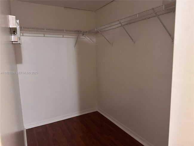 1260 SE 31st Ct in Homestead, FL - Building Photo - Building Photo