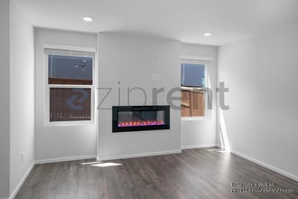 17508 NW 9th Ave in Ridgefield, WA - Foto de edificio - Building Photo