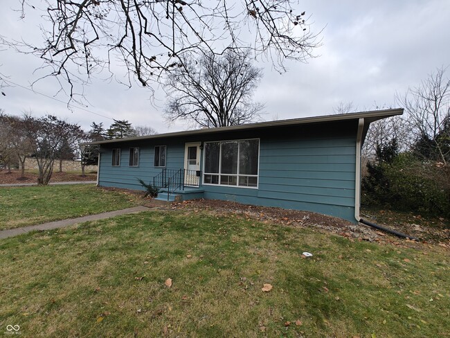 464 Van Ave in Shelbyville, IN - Foto de edificio - Building Photo