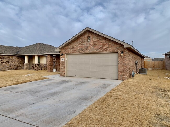 13313 Avenue V in Lubbock, TX - Building Photo - Building Photo