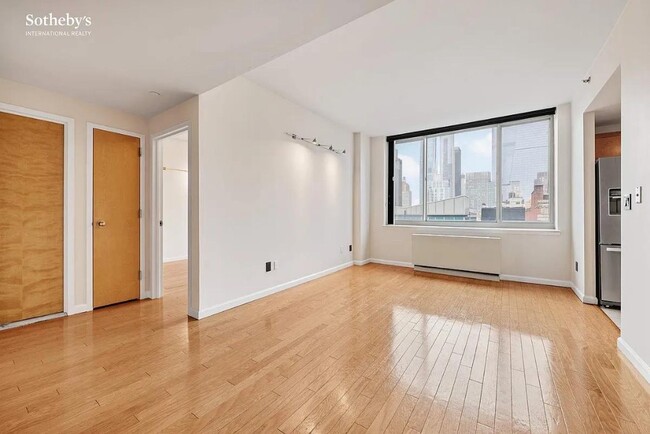 520 W 23rd St in New York, NY - Building Photo - Building Photo