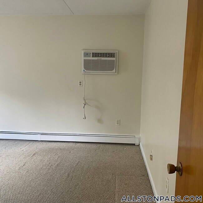 80 Gardner St