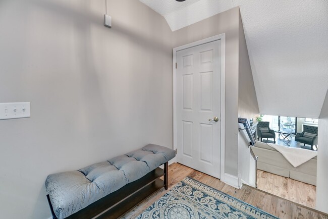 property at 7 Cliffside Dr