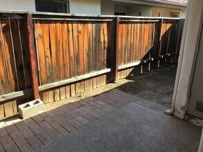 1555 W Boston Ave in Fresno, CA - Building Photo - Building Photo