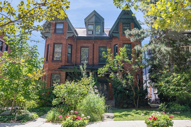 property at 89 Willcocks St