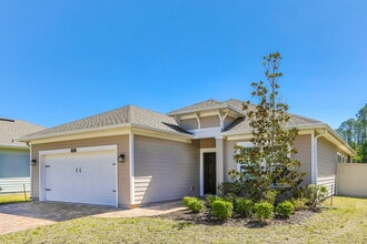 10392 Pavnes Creek Dr in Jacksonville, FL - Foto de edificio - Building Photo