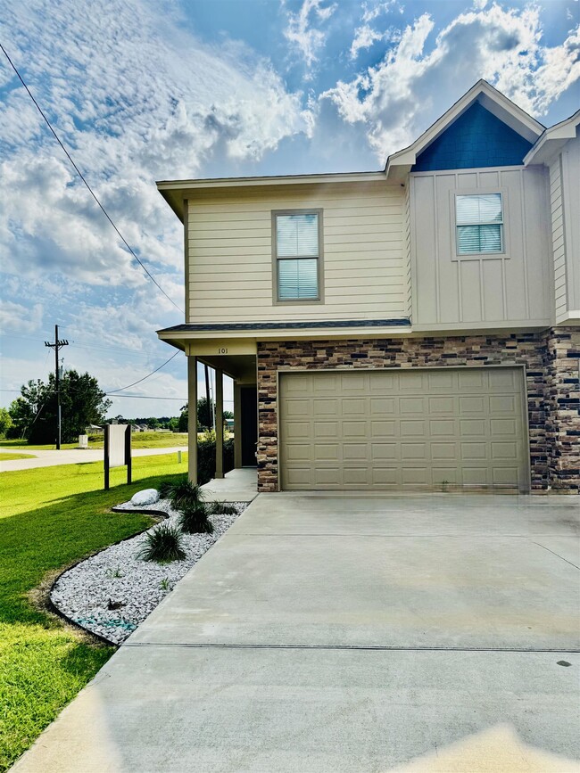 property at 5100 Westgate Ln