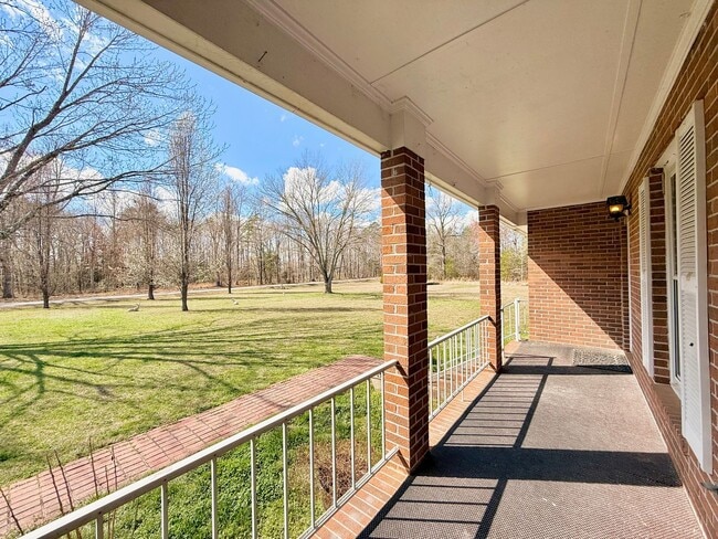 1461 Country Club Dr in Chase City, VA - Building Photo - Building Photo