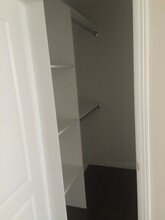 628 W 84th St in Los Angeles, CA - Foto de edificio - Building Photo