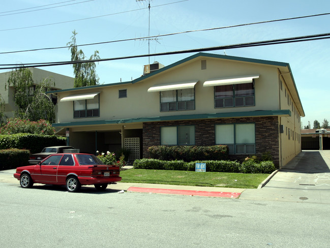 Del Mar Apartments in San Jose, CA - Building Photo - Building Photo