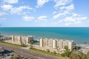 1455 Jimmy Buffett Mem Hwy in Satellite Beach, FL - Building Photo