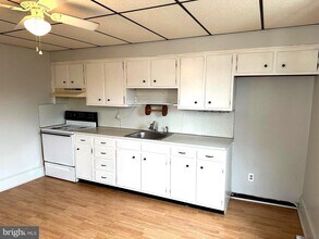 125 Green St in Souderton, PA - Building Photo - Building Photo