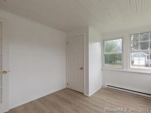 23 Pearl St in Manchester, CT - Foto de edificio - Building Photo