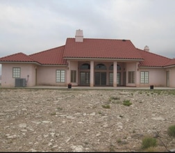 20 Vincent Rd in Carlsbad, NM - Foto de edificio - Building Photo