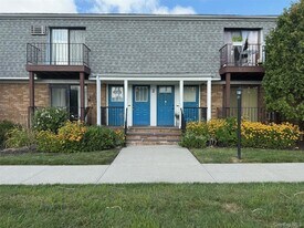 2 Fortune Rd W in Scotchtown, NY - Building Photo