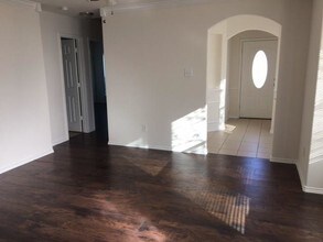 6420 Valleybrooke Ct in Arlington, TX - Building Photo - Building Photo