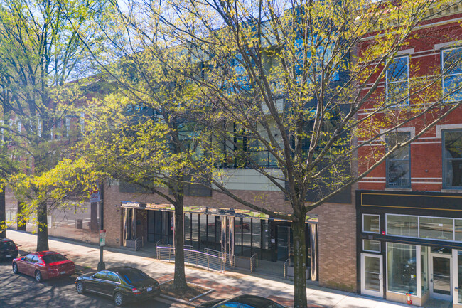 Atrium on Broad Apartments in Richmond, VA - Building Photo - Building Photo