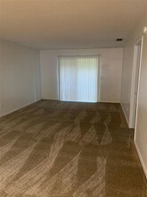 12125 Napiers Cir in Orlando, FL - Building Photo - Building Photo