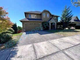 12370 SE Verlie St in Happy Valley, OR - Building Photo