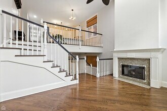 860 W Buckingham Pl in Chicago, IL - Building Photo - Building Photo