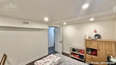 3278 Wilmar Cres in Mississauga, ON - Building Photo - Building Photo