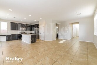 6354 Point Isabel Way in Las Vegas, NV - Building Photo - Building Photo