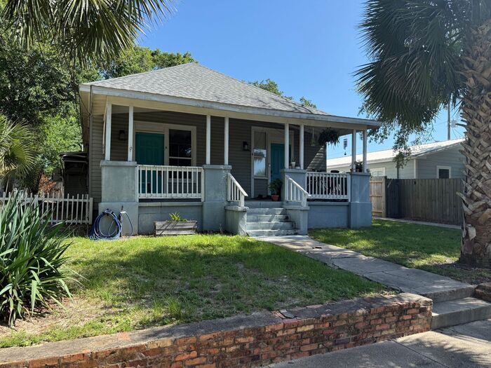 1006 W Chase St in Pensacola, FL - Building Photo