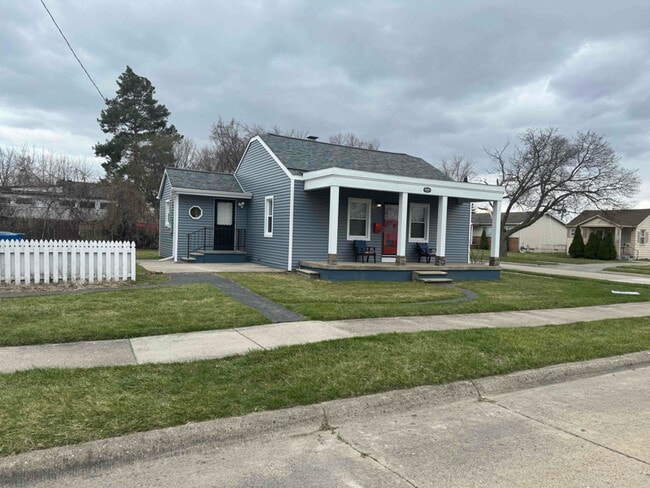 property at 12214 Louisiana Ave