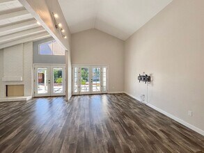 6828 Deep Valley Rd in San Diego, CA - Building Photo - Building Photo