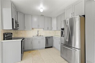 1831 SW 97th Terrace in Miramar, FL - Building Photo