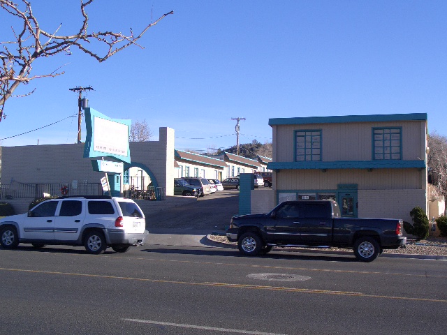 Holiday Lodge in Prescott, AZ - Foto de edificio