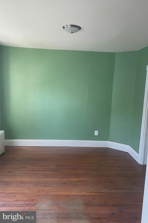 648 Beacon Ave in Paulsboro, NJ - Building Photo - Building Photo