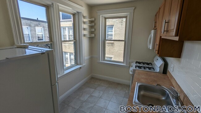 127 Washington St in Boston, MA - Building Photo - Building Photo