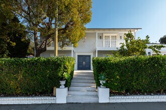 3156 Dona Emilia Dr in Los Angeles, CA - Building Photo - Building Photo