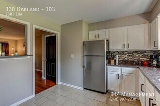 330 Oakland Avenue in Royal Oak, MI - Foto de edificio - Building Photo