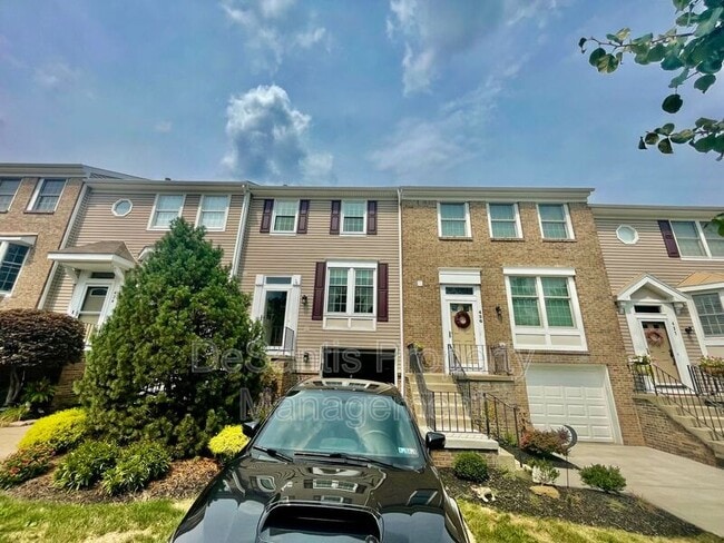 property at 425 Parkridge Ln