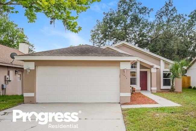 property at 1092 Manigan Ave