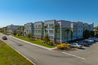 Clearlake Isles in Cocoa, FL - Foto de edificio - Building Photo