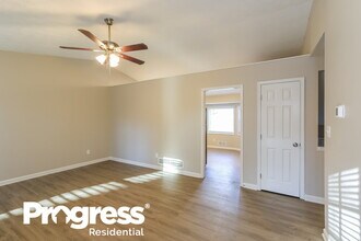 3230 Revere Cir in Snellville, GA - Building Photo - Building Photo