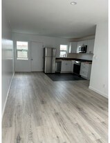 2148 Felspar St, Unit 2148 in San Diego, CA - Building Photo