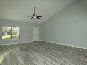 4985 Creekside Ln in Milton, FL - Building Photo - Building Photo