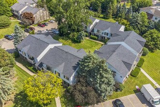 Bainbridge Park in Canton, MI - Building Photo - Building Photo