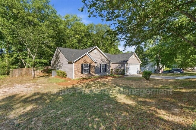 407 Crested View Dr in Loganville, GA - Building Photo - Building Photo