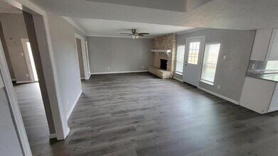 5144 Reed Dr in The Colony, TX - Building Photo - Building Photo